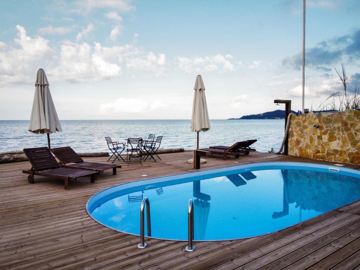 Seashore Stream Suites Alykes  Dış mekan fotoğraf