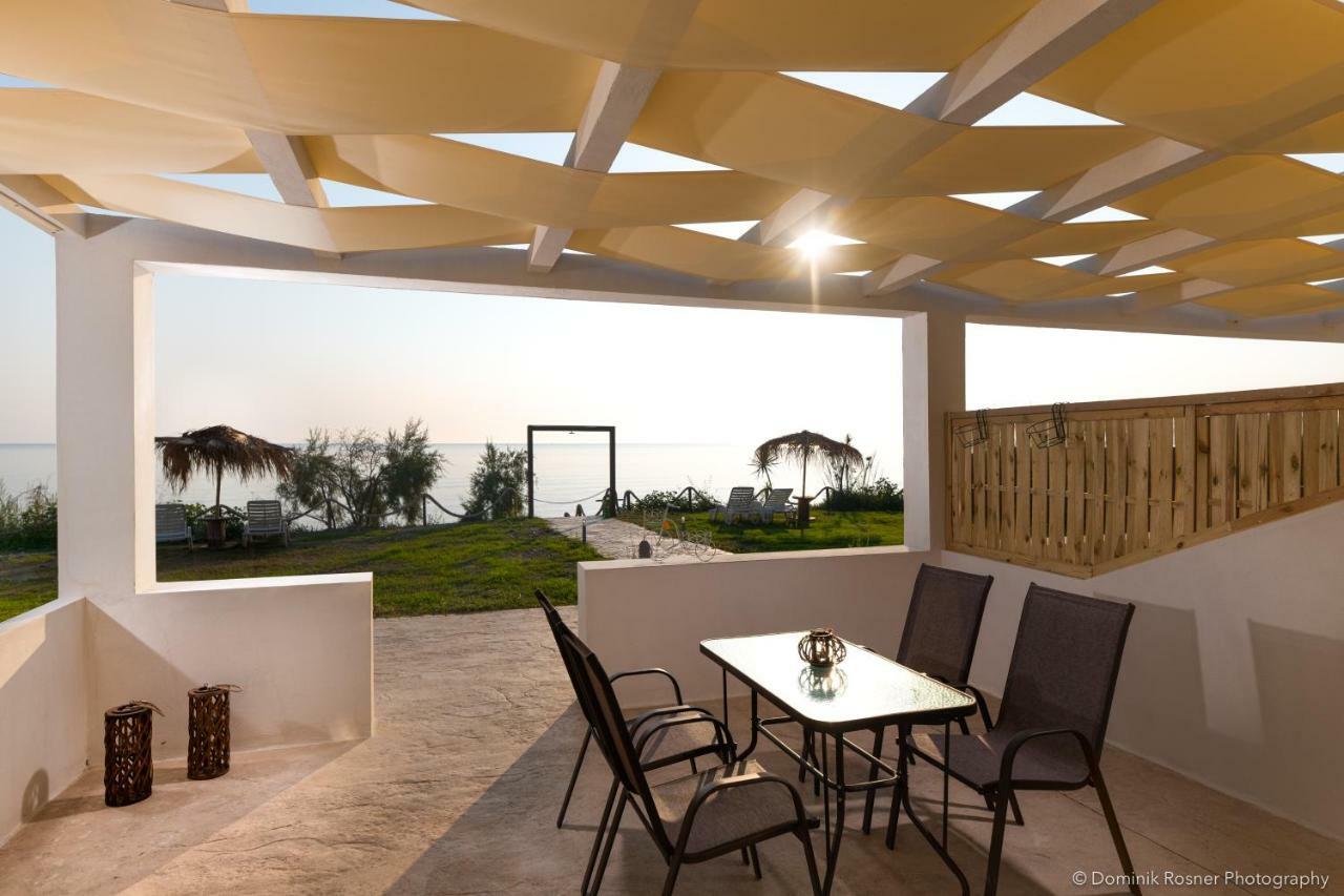 Seashore Stream Suites Alykes  Dış mekan fotoğraf